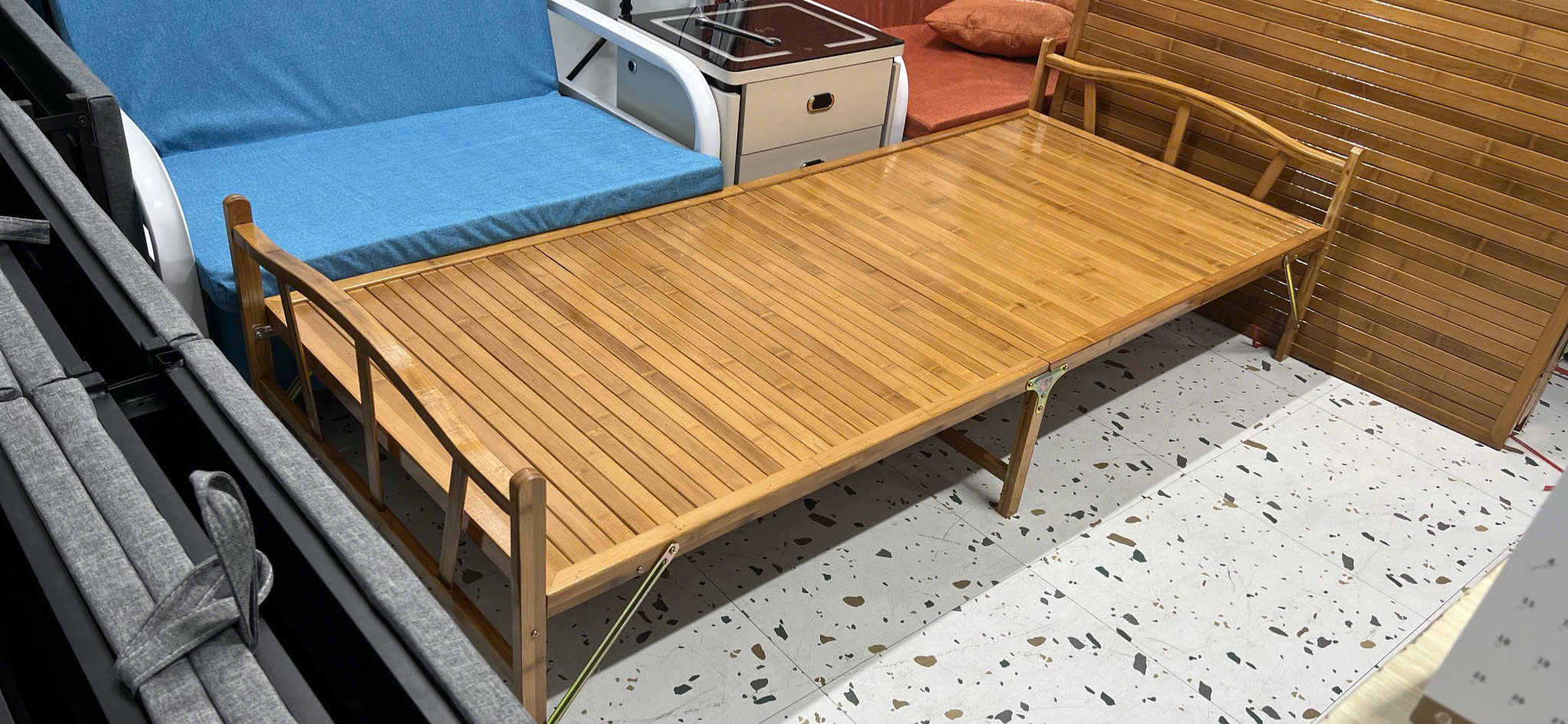 Giường tre gấp gọn GT80